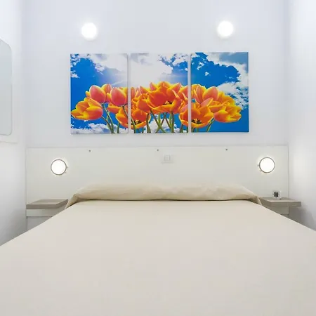 Apartment House Leyber *